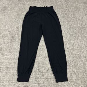 Athleta Salutation High Rise Joggers Womens Medium Black Pockets 531288 Yoga